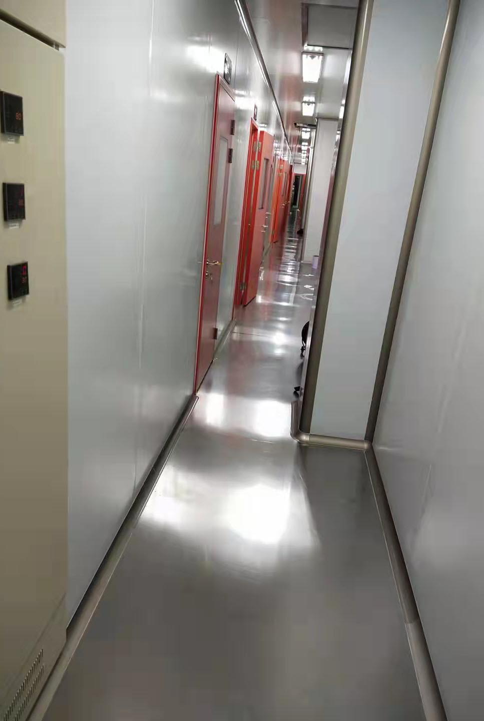 無塵自動<a href='http://www.xianhospital.com.cn/' target='_blank' title='噴漆設備' style='color:#eb2828'><strong>噴漆設備</strong></a>.jpg